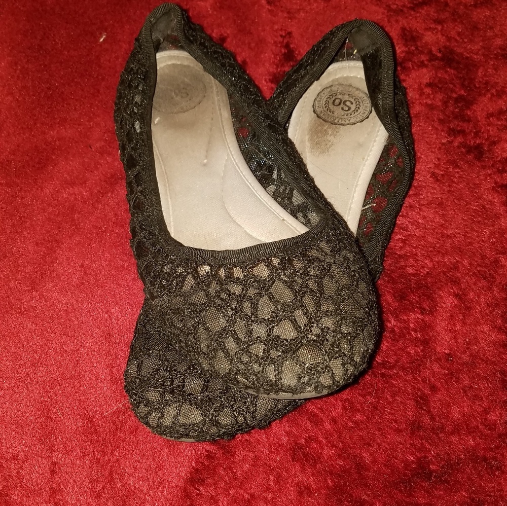 Black laced, flats